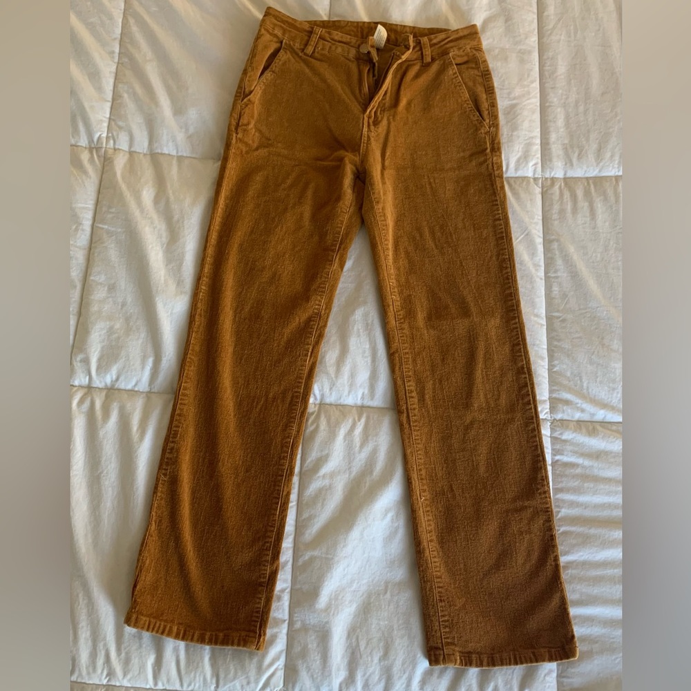 NEW fashion jeans women’s-Caramel color - GUC size Med - Soft W/ stretch.